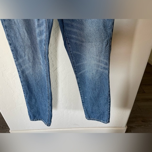 Pacsun| Mom Jean, Rigid/Structured Wash, High Waisted—Size 26••• - Picture 3 of 11
